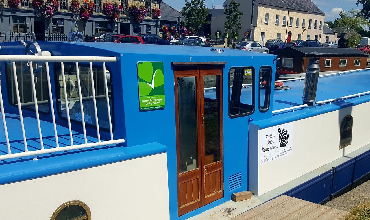 Roisin Dubh Houseboat Hotel Sallins Exterior photo